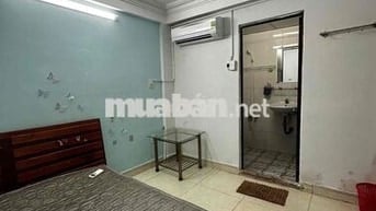 Chính chủ cho thuê căn hộ ngay mặt tiền Tạ Quang Bửu