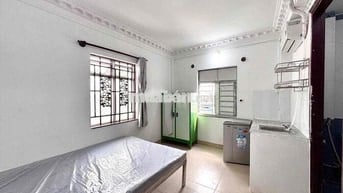 PHÒNG TRỌ CÓ CỬA SỔ SẴN NỘI THẤT GẦN MŨI TÀU TRƯỜNG CHINH