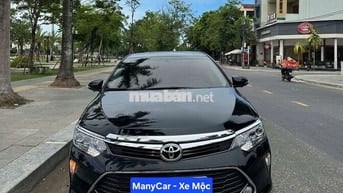 Toyota Camry 2.5Q sx 18 đi ít km