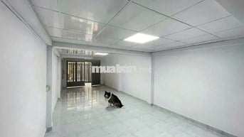 NHÀ HẺM XE HƠI - 1 LẦU - 2PN 2WC