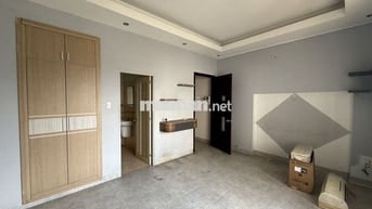 Cho thuê nhà Lê Quang Định -Nguyễn Văn Đậu (6x18m) cho làm Căn hộ Dv 