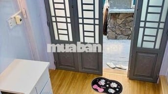 NHÀ MỚI LÊ QUANG ĐỊNH P7 BÌNH THẠNH 3 TẦNG HXH FULL NỘI THẤT 2.1 TỶ TL