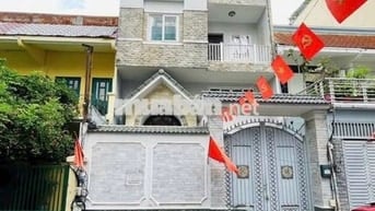 Nguyên căn ngang 7m x15m mặt tiền Nguyễn Văn Thủ, 3 tầng, sàn trống