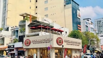 Cho Thuê Nhà Góc 2MT 40-42 Phan Đăng Lưu, Phướng Phú Nhuận, TP.HCM