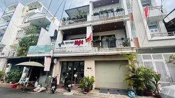 CHO THUÊ NHÀ -MT ĐƯỜNG SỐ LÂM VĂN BỀN -3LẦU Q.7