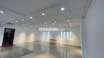 Cần cho thuê nhà hẻm 42 Trần Thiện Chánh. DT: 4 x 20m, 3 lầu, nhà mới.