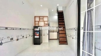 CHO THUÊ CĂN HỘ 1 TRỆT 1 LẦU BAN CÔNG GẦN ĐƯỜNG LÊ TRỌNG TẤN