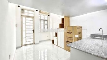 PHÒNG DUPLEX BAN CÔNG FULL NT - NGAY CV HOÀNG VĂN THỤ
