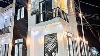 Nhà H5 Lê Quang Chiểu 6,8m x 6m ( thực tế 8m ) đã hoàn công co sân sau