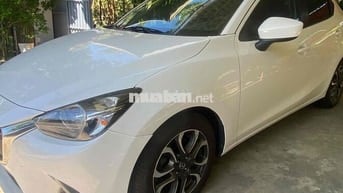 Mazda Mazda 2 Trắng 30425 km