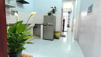 Phòng Tân Bình giáp Q10, Cho thuê nguyên Tầng (Phòng ngủ + bếp)