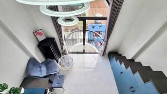 PHÒNG FULL NỘI THẤT BAN CÔNG NGAY NGUYỄN VĂN QUÁ- CHỢ CẦU - CVPM QT
