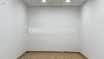 Mình có căn nhà 100m2 thích hợp để mở văn phòng và dạy học. 