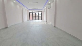 CHO THUÊ NHÀ 5X22(TRỆT+LỬNG+2LẦU) FULL MÁY LẠNH+THANG MÁY NHÀ MTKD