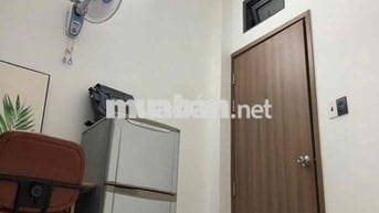 Chính Chủ cho thuê- studio full nội thất- 19m2- ngay 223 Bà Hạt