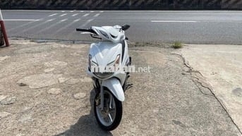 Yamaha Luvias Trắng Xe tay ga
