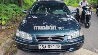 Toyota Camry GLI Xanh đậm
