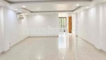 Văn Phòng 80m ngay Vincom Trần Trọng Cung
