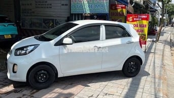 Kia Morning MT 2018 màu trắng 5 chỗ
