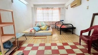 Nhà 1/ hẻm 4m gần MT Nguyễn Tiểu La. 4,6mx10,5m. T+2 Lầu. Giá 6.9 tỷ