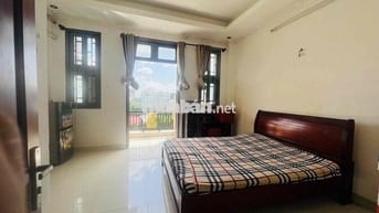 Phòng ban công full nội thất giá rẻ