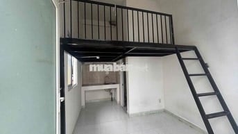 CHO THUÊ PHÒNG GÁC CỬA SỔ BAN CÔNG GẦN ĐẠI HỌC CÔNG THƯƠNG TÂN PHÚ