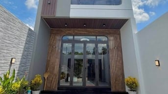 Chủ công tác cần bán nhà lầu gần cây xăng Đức Hưng chỉ 600tr nhận nhà