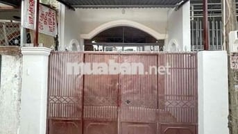 Nhà nguyên căn,2 phòng ngủ,1 gác lửng,đường Dương Văn Dương,Q.Tân Phú