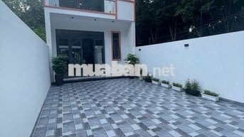 XÂY Ở ĐỔI ĐƠN VỊ CÔNG TÁC NÊN BÁN GẤP LUÔN NHÀ KÉ KCN ĐỒNG AN 