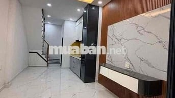 Quận 7 – 2 Tỷ 9 - Nhà 2 Tầng 27m² - Ngang 3m - 2PN – LÂM VĂN BỀN