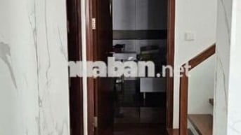 Bán căn Duplex/Penthouse tại Tổ hợp Cao ốc XI Grand Court