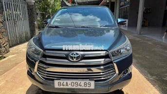 Toyota Innova Xanh Số sàn
