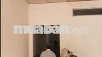 Cho thuê nhà cấp 4 gần chợ Bà Hom kinh doanh nhỏ 