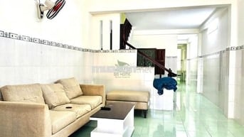 NHÀ 2 TẦNG CÓ 3 PHÒNG NGỦ GẦN BIỂN BẮC NHA TRANG GIÁ 15 TRIỆU/ THÁNG
