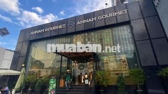 NHÀ MT CỘNG HÒA ĐOẠN ĐẸP. DT: 10X40M. TRỆT 1 LẦU TRỐNG SUỐT