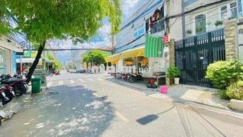 NHÀ NGUYÊN CĂN-1 TRỆT 1 LẦU -MT ĐƯỜNG SỐ -LÂM VĂN BỀN .P TÂN QUY -Q7