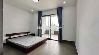 CHDV full nội thất studio và 1pn ban công, cửa sổ mới 100% ngay