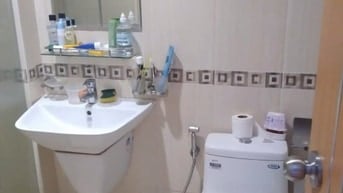 Chung cư Hoa Sen,Lạc Long Quân căn 63m2, 2p ngủ,NT, 9tr/th