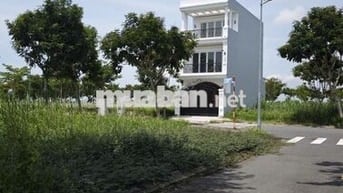 Đất nền sổ đỏ, 5x16, mặt tiền đường nhựa 20m, ven sông thoáng mát
