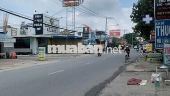 bán gấp lô đất đường nhựa kinh doanh 100m2 ở Trảng Bàng giá 650 triệu.