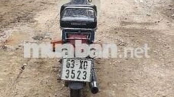 Honda Cub 82 50 Xanh trắng