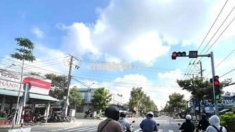 DT 157m2 Tc 100% ngay ngã ba Cây Điệp
