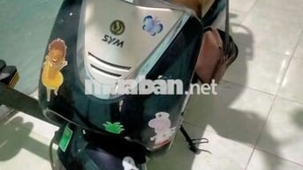 Xe máy điện SYM màu Đen