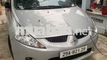 Mitsubishi grinit 2005 Bạc