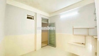 🔥 Phòng 20m² gần Bến xe Quận 8 – Có kệ bếp, WC riêng, chỉ 2.8 triệu/th