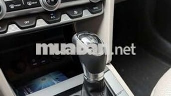 Hyundai Elantra 1.6AT 2019 90000 km
