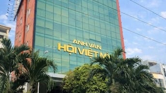 Chuyển nhượng tòa nhà 3700m2 MT Phan Xích Long, PN