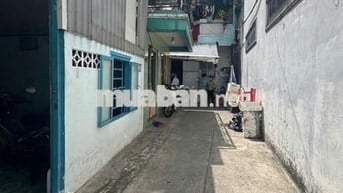 Nhà Cũ Bà Hom,diện tích lớn Cho Anh Chị thích xây nhà mới