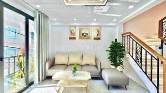 Bán nhà 5 tầng view sông trục Dương Quảng Hàm, Gò Vấp, tiện xây CHDV.