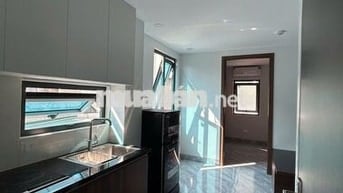 Thuê chung cư mini 5,5 triệu full nội thất, thang máy, ban công riêng